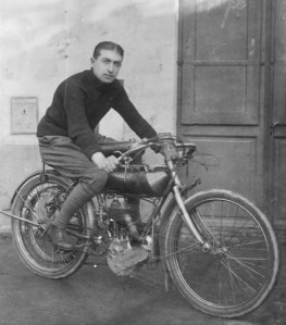 Nonno Ettore sulla moto - b&W h500 no bordo
